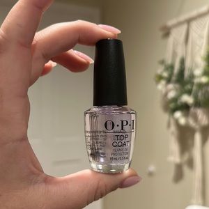 New top coat OPI